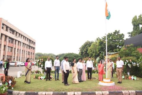 Independence Day-2023 Celebrations at GRIID-31 Dr. Jasbinder Kaur-Director GMCH-32 & Director-GRIID-31 hoists National Flag at GRIID premises